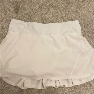 Lululemon tennis skirt size 6